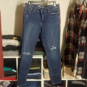 Old Navy distressed Rockstar 12 regular
